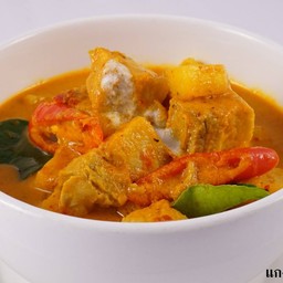แกงคั่วสับปะรดไก่