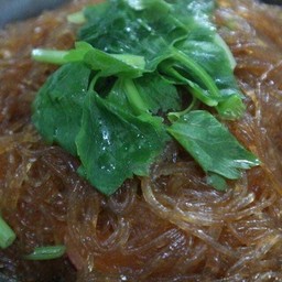 กุ้งอบวุ้นเส้น