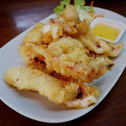 หมึกชุบแป้งทอด