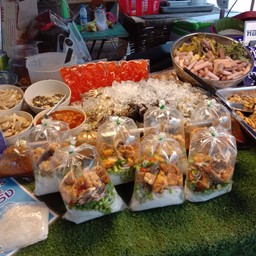 ยำขนมจีน ปลาทู (แยกน้ำ)