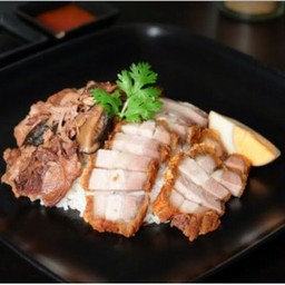 ข้าวหมูตุ๋นล้วน