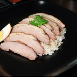 ข้าวหน้าเป็ดอบชานอ้อย