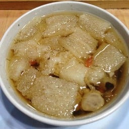ซุปเยื่อไผ่ตุ๋น