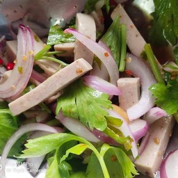 ยำหมูยอ