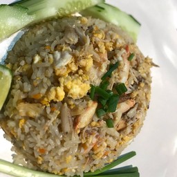 ข้าวผัดปู ตลาดศาลากลาง