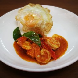 ผัดพริกแกงกุ้ง, หมึก ราดข้าว