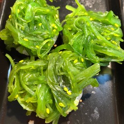 ยำสาหร่าย