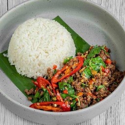 กะเพรา เนื้อสับโคขุน