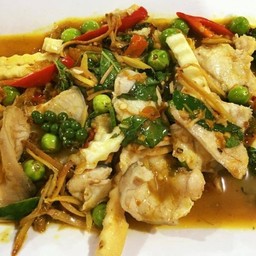 รวมมิตรทะเลผัดฉ่า