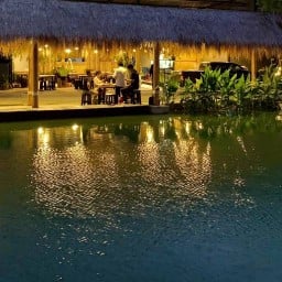 นายโจอาหารทะเลซีฟู้ด คลองเจ้า บางบ่อ