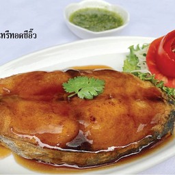ปลาอินทรีทอดซีอิ้ว