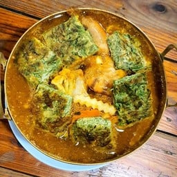 แกงส้มชะอมกุ้งสด