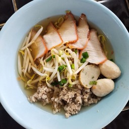 ก๋วยเตี๋ยวน้ำใส