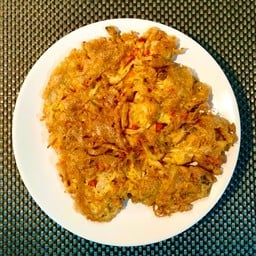 ไข่เจียวแหนมทรงเครื่อง