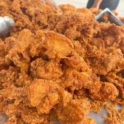 หนังไก่ทอด