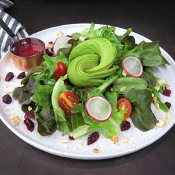 Beyond's Salad (vegetarian)