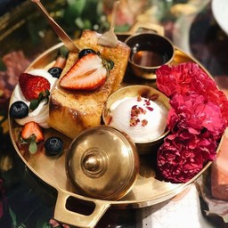 French Berries Creamcheese Toast