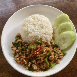 ข้าวกระเพราะหมูสับ