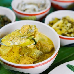 แกงเขียวหวานไก่่ ( แกงถุง )