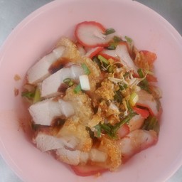 บะหมี่หมูแดงหมูกรอบ