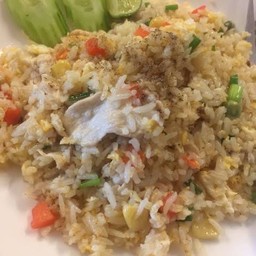 ข้าวผัดไก่