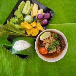 ขนมจีนแกงน้ำเงี้ยว