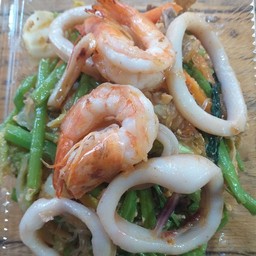 ผัดสุกี้แห้งทะเล