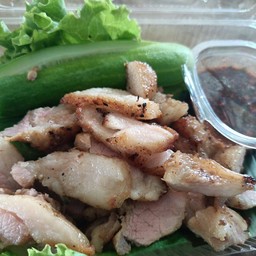 คอหมูย่าง