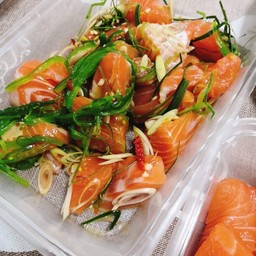 Salmon Tono -
