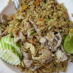 ข้าวผัดหมู
