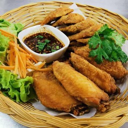 ปีกไก่ทอด 10 ชิ้น
