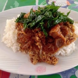 ร้านเฮียโอเจ๊มุ้ยอาหารตามสั่ง