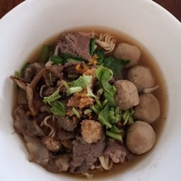 ก๋วยเตี๋ยวเนื้อ โต่งเงิน