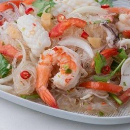 ยำวุ้นเส้นทะเล