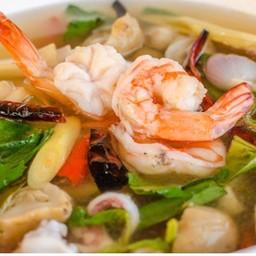 ต้มยำทะเลน้ำใส