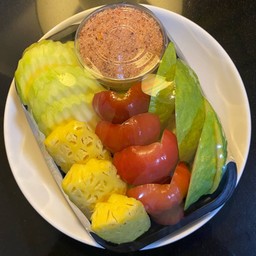 ผลไม้รวมสี่สหาย-พริกเกลือ (ขนาด 550 กรัม)