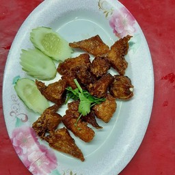 ปลากะพงทอดน้ำปลา