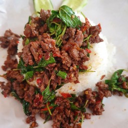 กระเพราเนื้อสับ