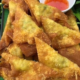 แนน เกี้ยวทอด