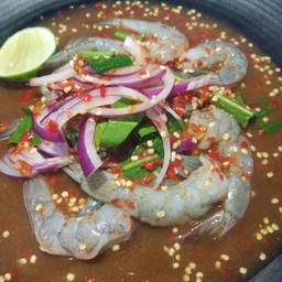 ยำกุ้งสด