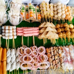 ชาบูเสียบไม้ตลาดโต้รุ่ง