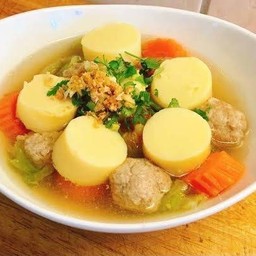 แกงจืดเต้าหู้หมูสับ