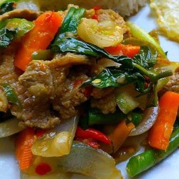 ผัดฉ่าหมูชิ้น เป็นกับข้าว