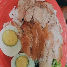 เจ๊หม้วยข้าวขาหมูข้าวมันไก่