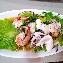 ยำกุ้งสด