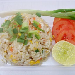 ข้าวผัดปลาหมึก