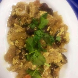 กระเพาะปลาผัดแห้ง