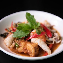 ผัดฉ่าทะเล