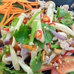 ยำเห็ดรวม