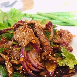 น้ำตกหมู